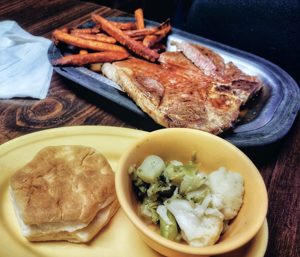 Buckeye Bar Grill & Casino photo 6